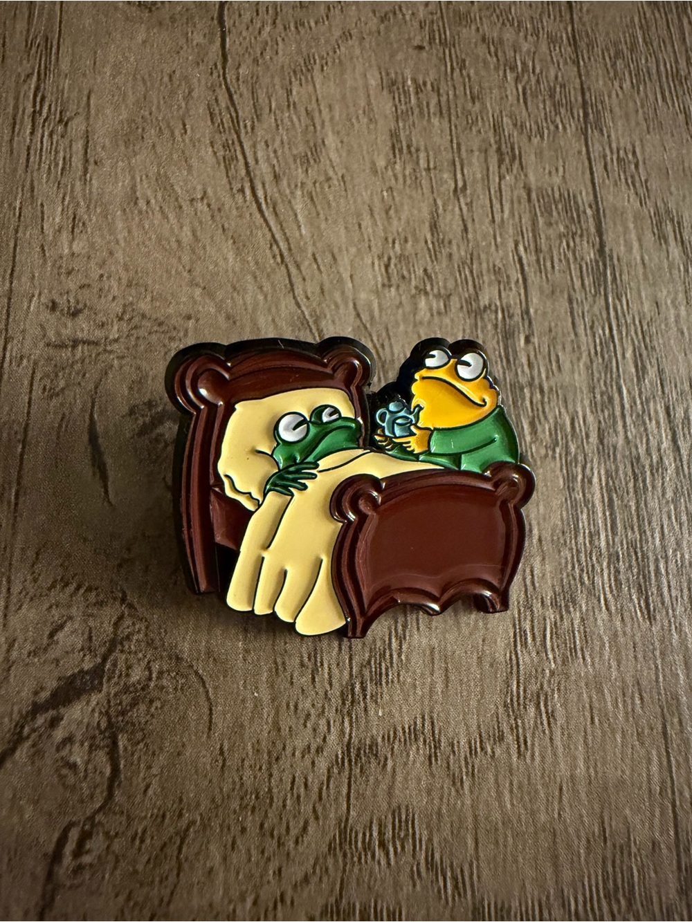 Brown & Green Frog Bed Enamel Pin - Cute Small Pets Accessory